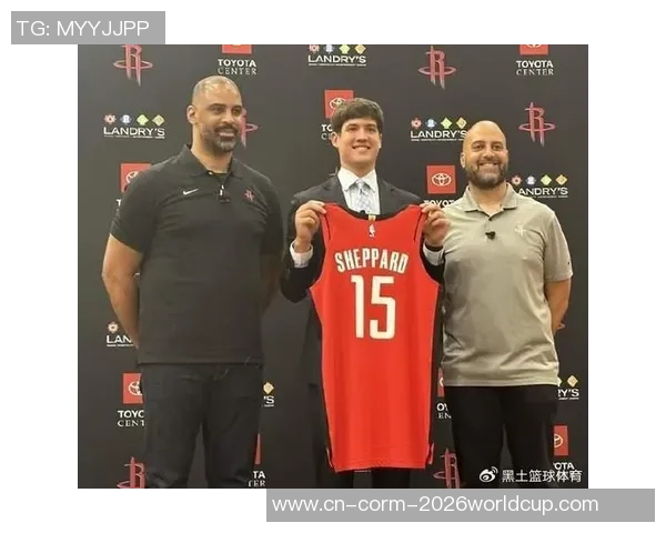 火箭1笔买卖+2次意外让谢泼德获益，乌度卡几乎耽搁人才